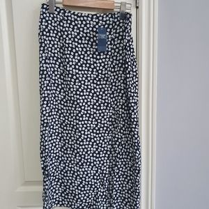 Black&White Floral Abercrombie & Fitch Midi Skirt